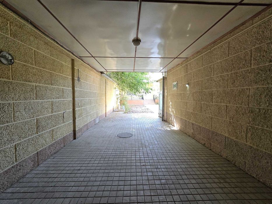 Сдается в аренду в центре города участок возможно под офис Ракатбоши