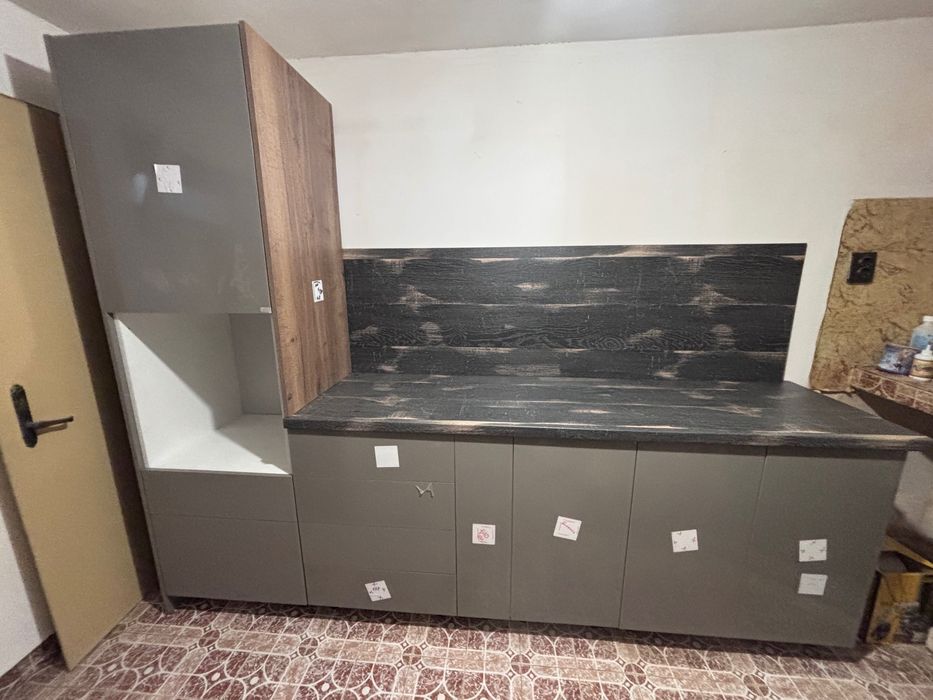 Кухня нова налична