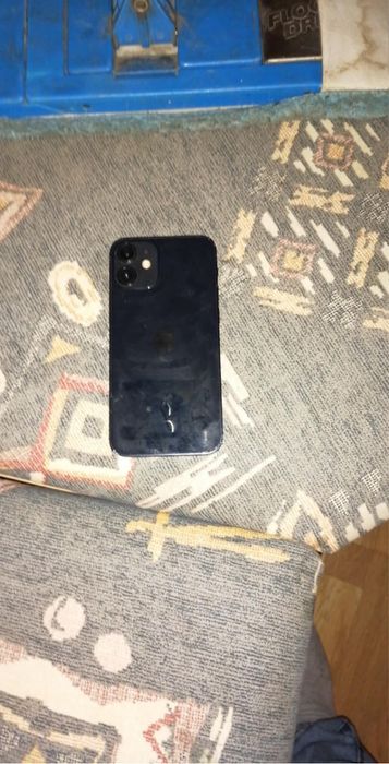 Vand Iphone 12 mini 128GB are icloud