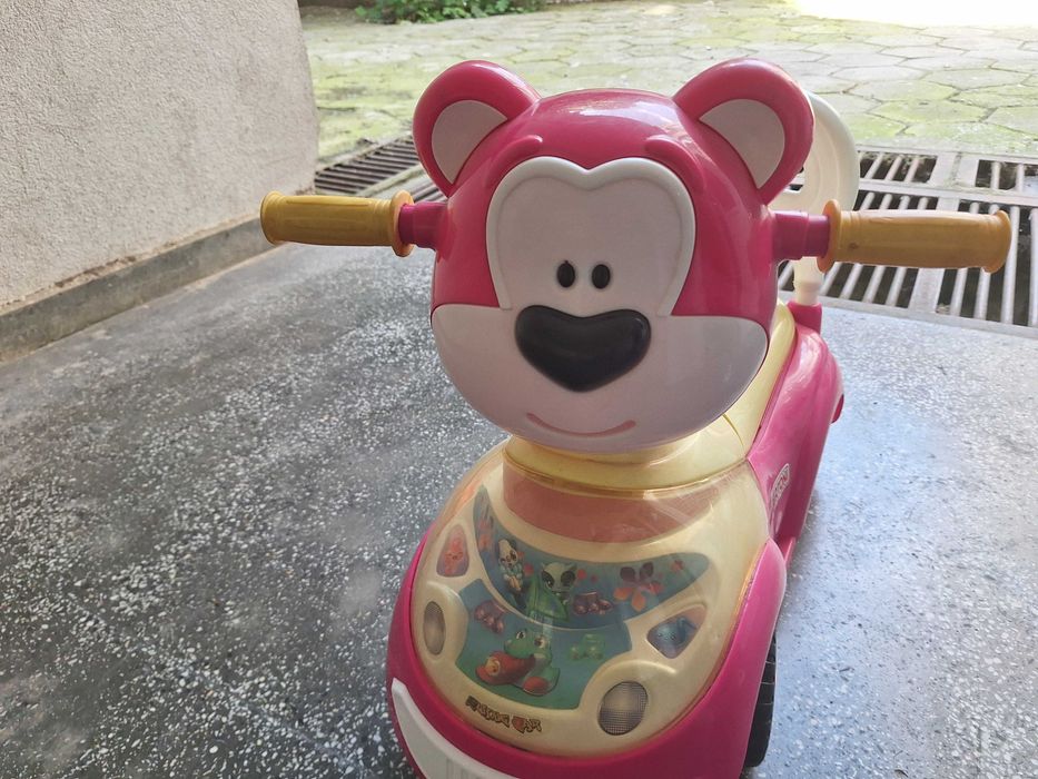 Детска количка за бутане