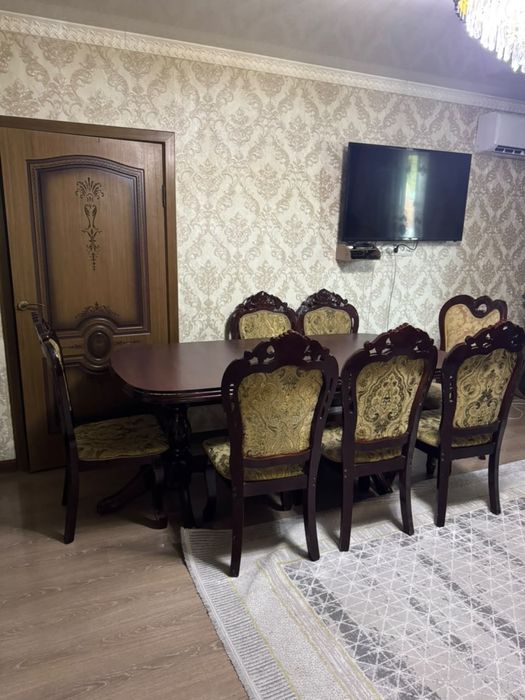 Продам столы и столики (б/у)