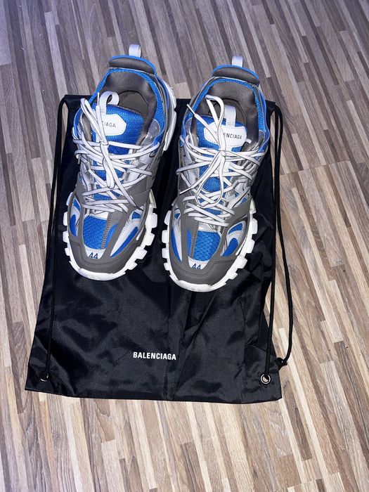 Balenciaga track led