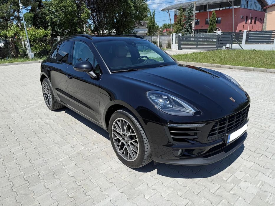 Porsche Macan TVA deductibil.