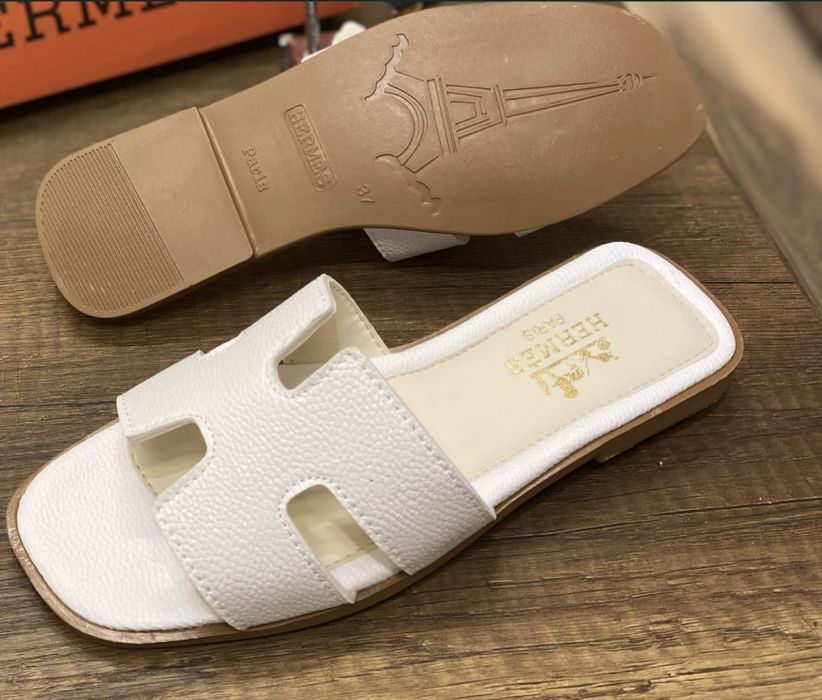 Vand Papuci Slapi HERMES de femei noi din piele 36 37 38 39 40