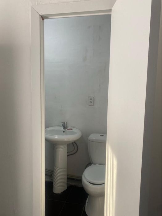 Продаётся квартира за Апорт Моллом.