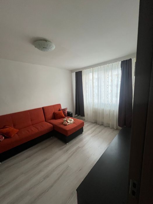 Inchiriez apartament cu 2 camere, strada Burebista, cu vedere spre est