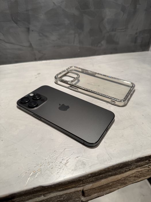 КАТО ЧИСТО НОВ Iphone 15 Pro Max 256 GB Black Titanium