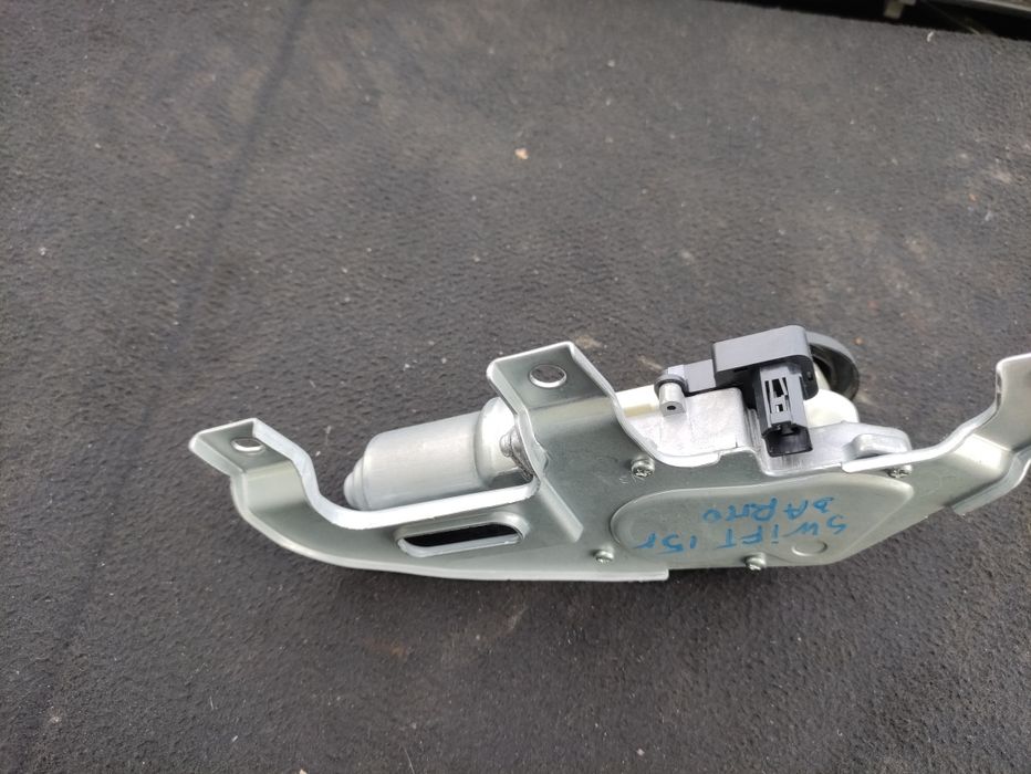 Моторче за задна чистачка за Suzuki Swift