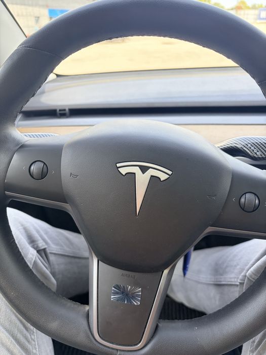 Tesla Model 3 Performance