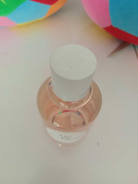 Парфюм Eau de Givenchy rosee