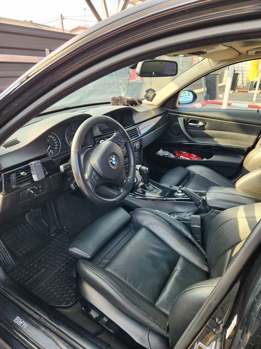BMW E90 325d (3.0d)