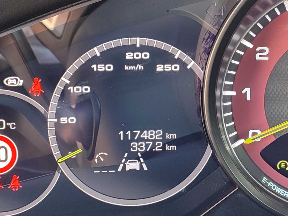 Porsche Cayenne E Hybrid