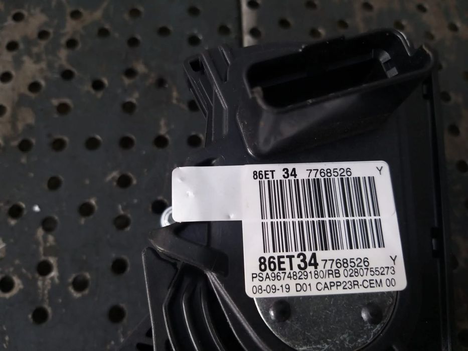 Pedala acceleratie 2.0 hdi peugeot 5008 2 9674829180