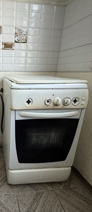 Газ плита ( в рабочем состоянии)