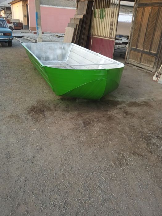 Qayiq      лотка