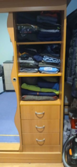 Гардероб / ъглови легла / ракла / обзавеждане за детска стая