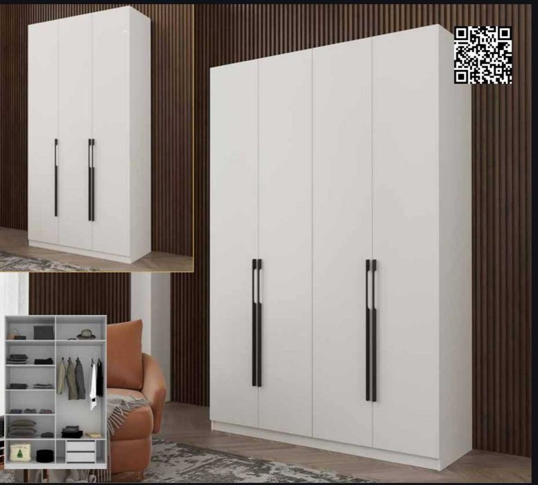 Шкаф  распашной.