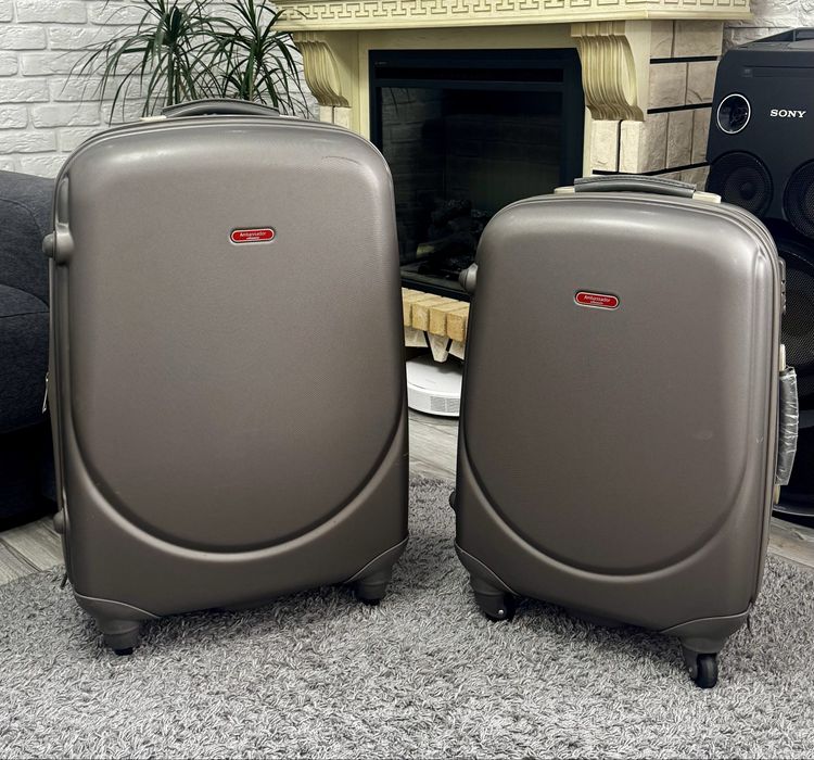 Продам чемоданы Ambassador Expander