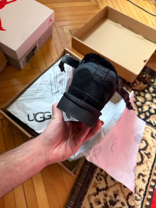 UGG Lowmel Negru (marimi: 37,38,39)