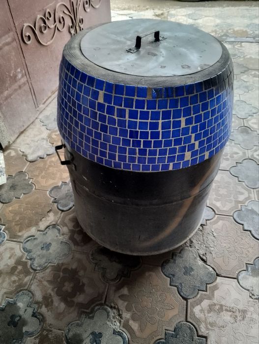 Тандир сотилади.