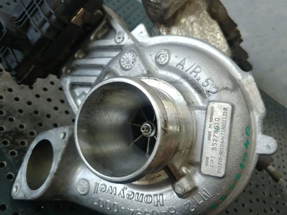 turbina  2.2 d multijet  55271040 alfa romeo giulia stelvio  55275610  cu mic joc axial