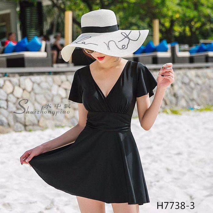 Купальники в ассортименте