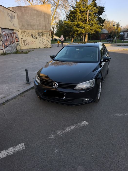 VOLKSWAGEN Jetta 2013