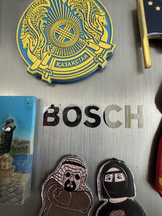 холодильник с морозильником BOSCH