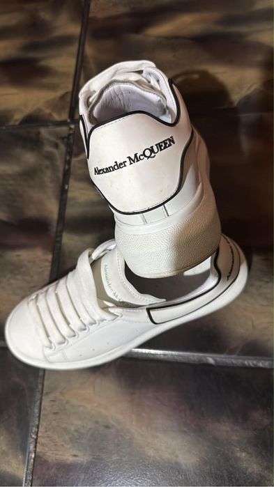 Alexader Mcqueen
