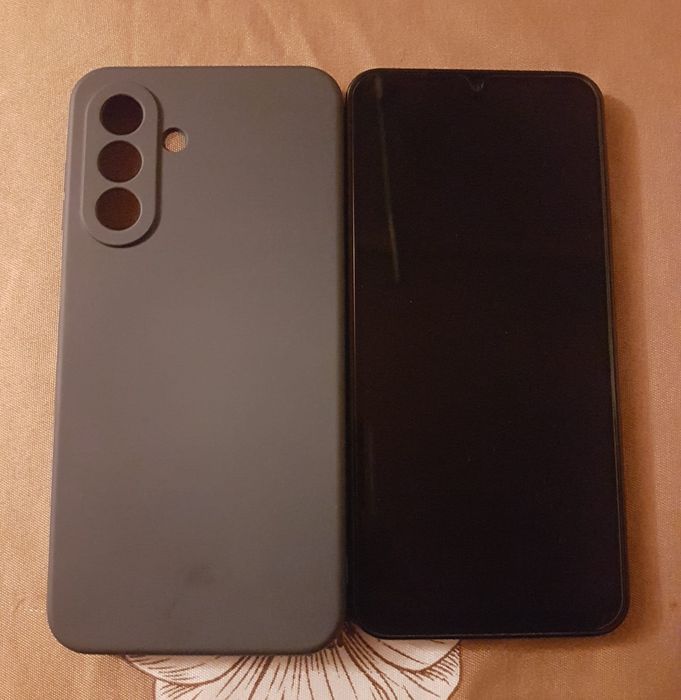 Vând schimb Samsung Galaxy A17 5G și o pereche de boxe noi