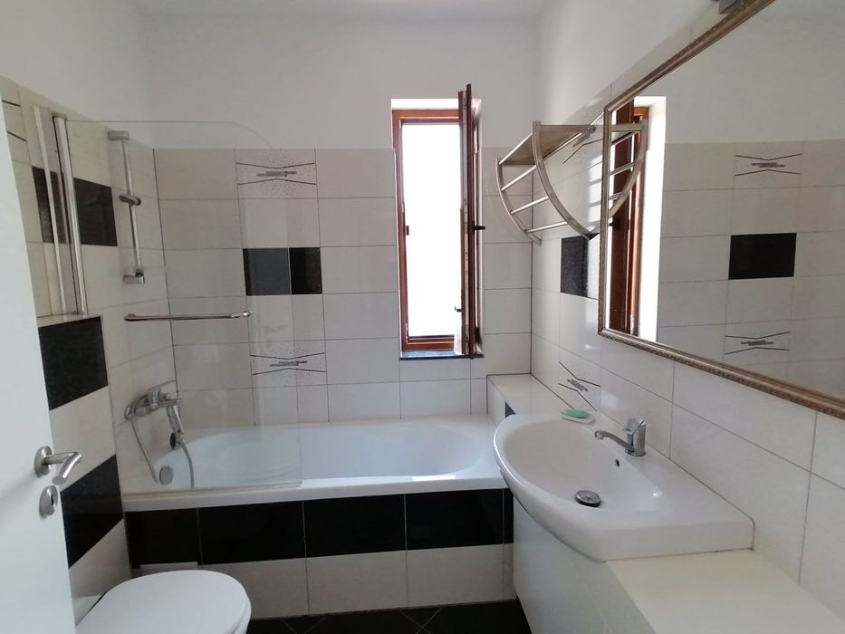 Apt 3 camere Floresti, Urusagului