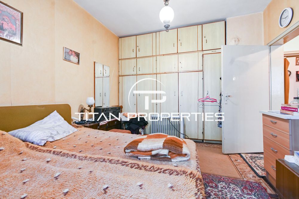Продава се Тристаен апартамент в София, Гоце Делчев - 87 кв.м за 4023 €/кв.м - Снимка #8
