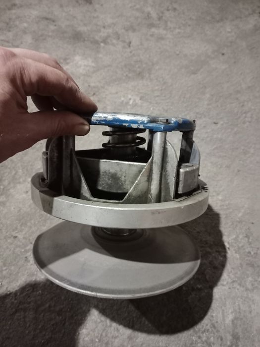 Продам вариатор от снегохода