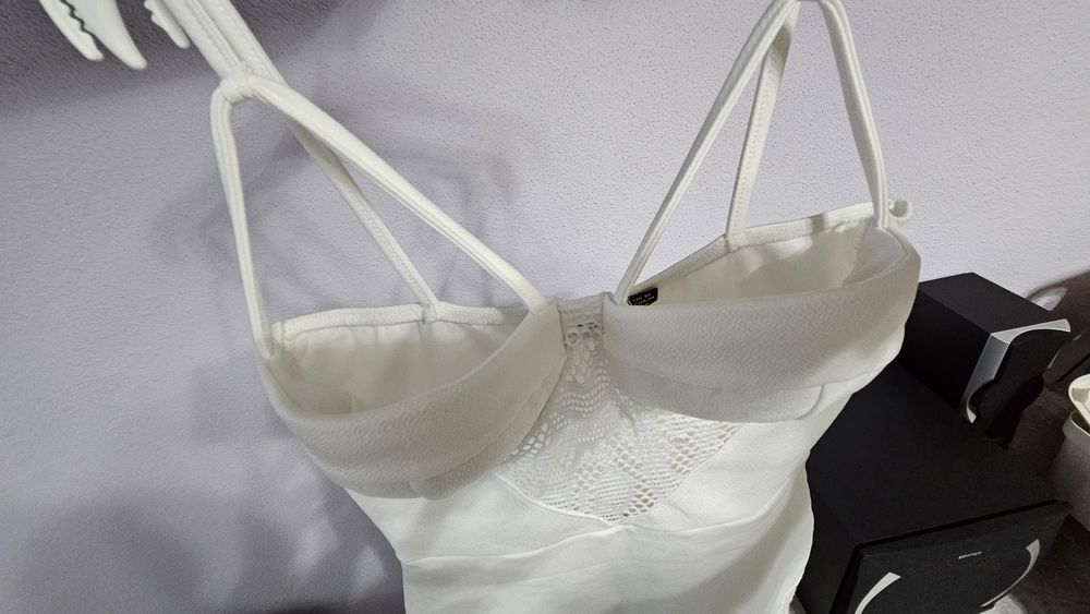 Бяла рокля - S размер