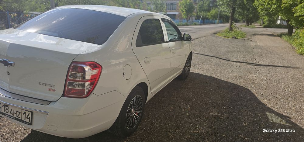 Продам тайоту кобальт