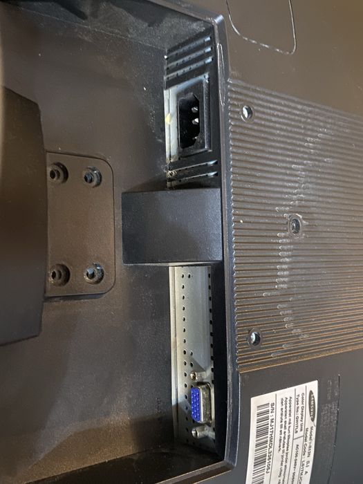 монитор продам дешево