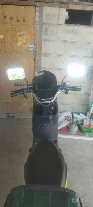 Skuter elektrichiski sotiladi