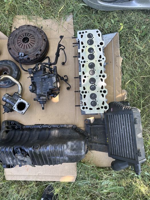 двигател vw t4 2.5 102коня на части/турбо,помпа,глава,блок,съединител,