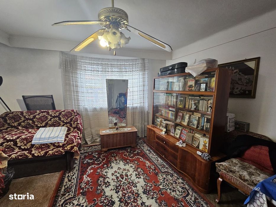 Apartament etaj casa cu teren 430 mp, N. Balcescu, stradal