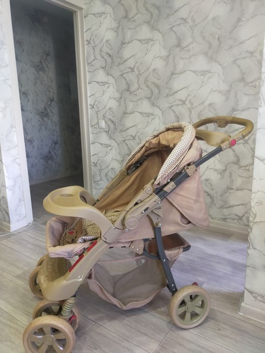 Коляска летняя/демисезон