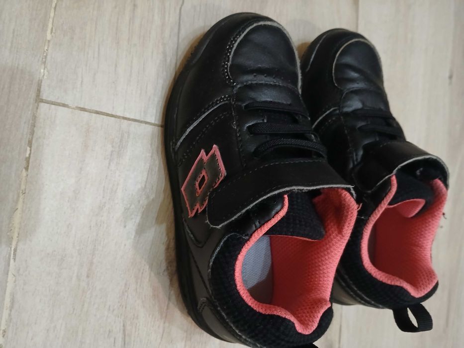 Детски маратонки Lotto 28 номер