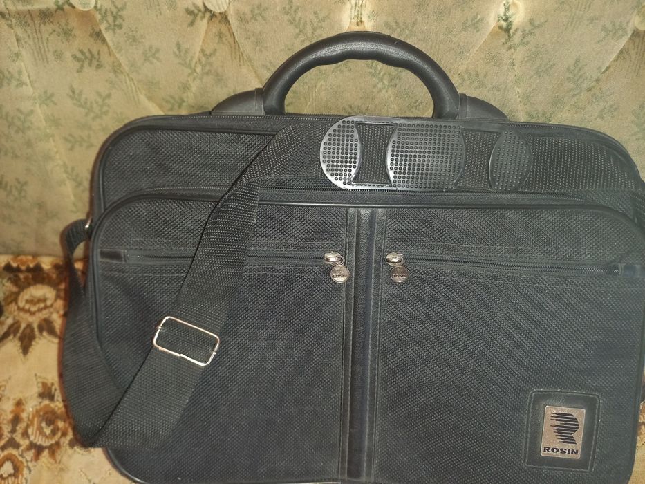 Продам сумку для ноутбука