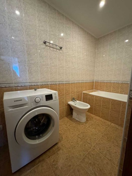 Дава се под наем Двустаен апартамент в София, Младост 4 - 72 кв.м за 475 € - Снимка #3