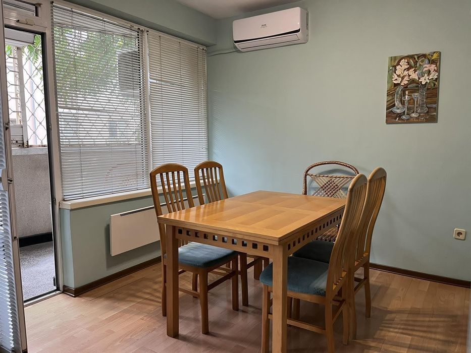 Дава се под наем Тристаен апартамент в Пловдив, Кючук Париж - 90 кв.м за 400 € - Снимка #2