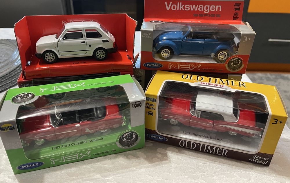 Метални колички 6 броя