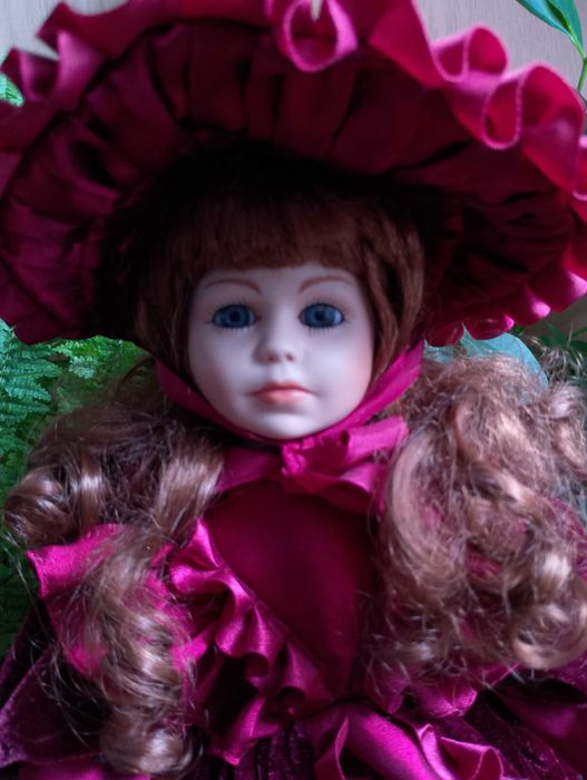 Порцеланови кукли