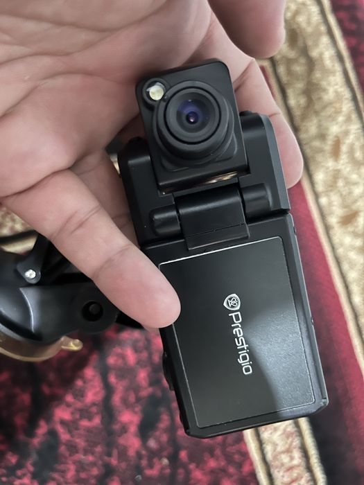 Продам видеорегистор prestije