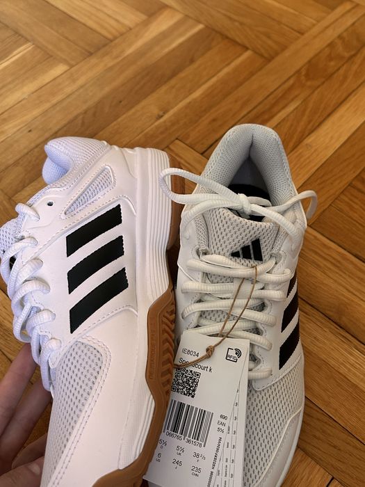 adidas Speedcourt