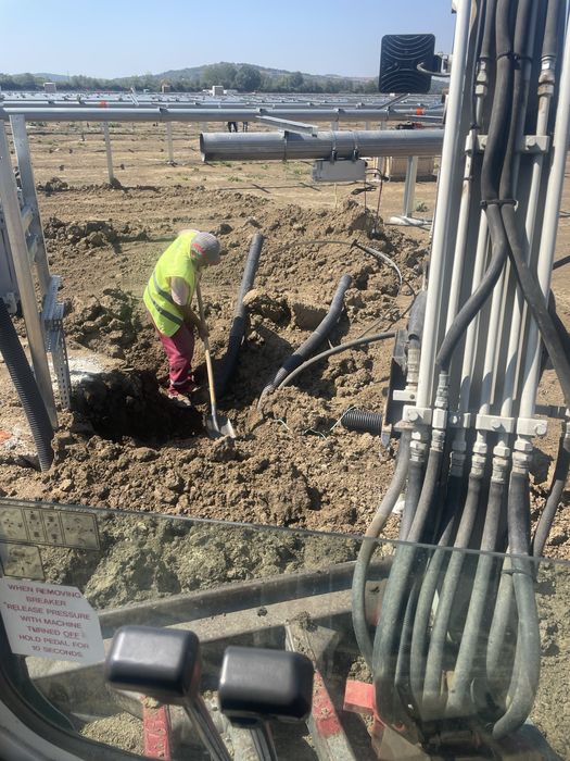 Inchiriez miniexcavatoare la cele mai bune preturi