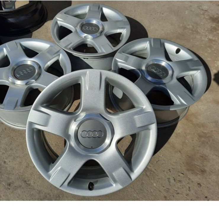 Продаю диски ауди 5*112